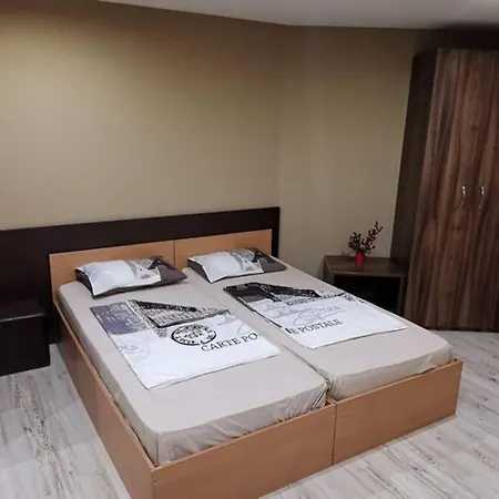 One-Bedroom Apartment 100 Meters From The Beach - Nesebar 公寓 *
